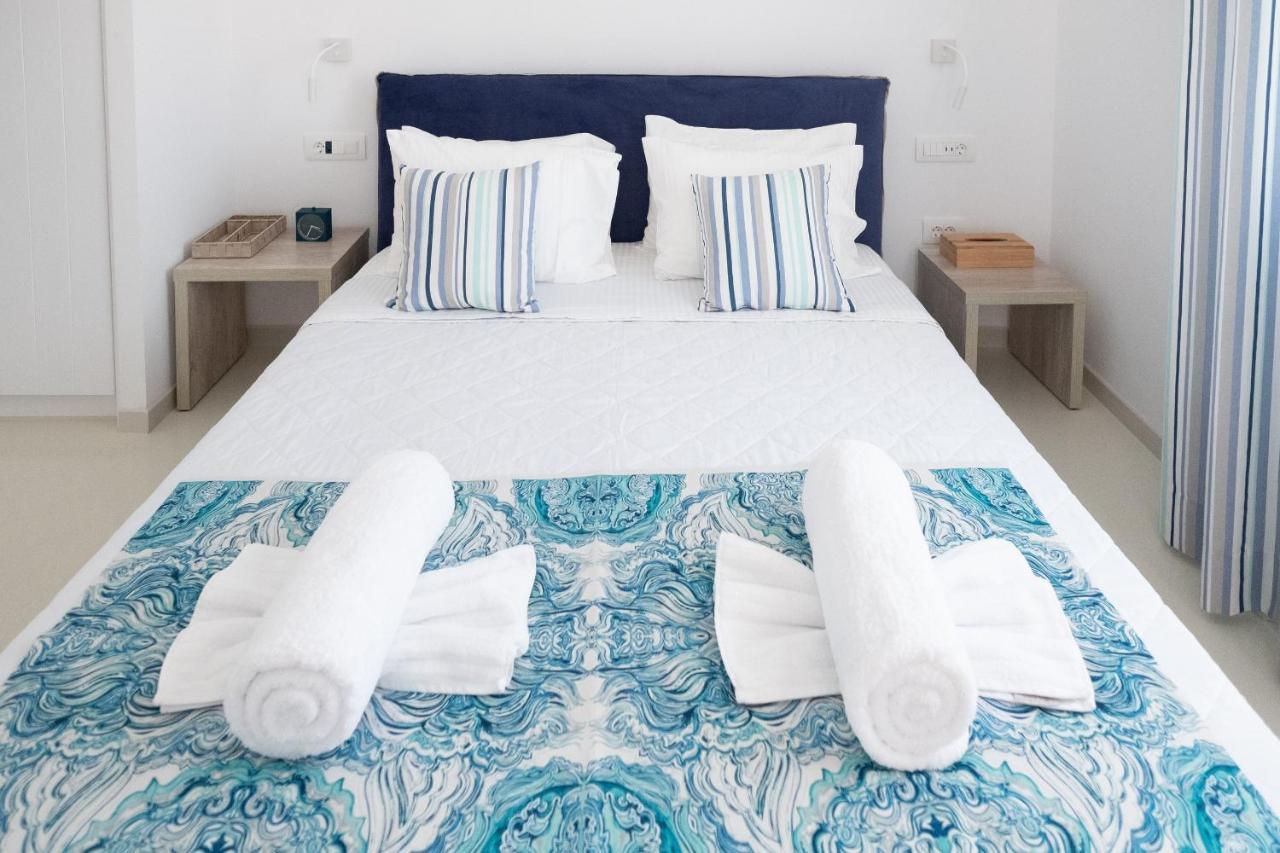 The Mykonist Seaside Villas & Suites Ornos By Amaris Mykonos Town Екстериор снимка